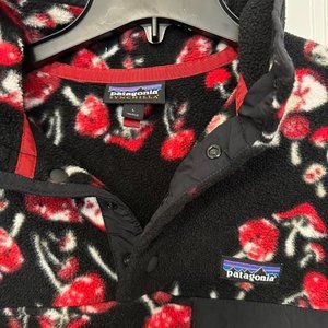 Lightly used women's casual tops in pristine condition